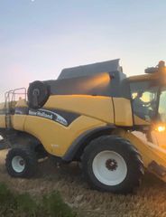Θεριζοαλωνιστικές New Holland 2004 CX 780