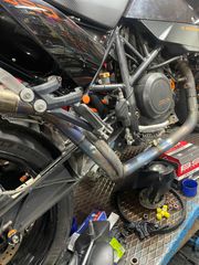 Akrapovic λαιμοι τιτανίου ktm 690 sm και duke 600 ευρο