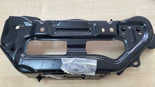 ΠΛΑΙΝO ΜΕΤΩΠΗΣ ΔΕΞΙ TOYOTA YARIS 2006 - 2010