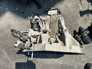 ΣΑΣΜΑΝ ΧΕΙΡΟΚΙΝΗΤΟ 5 ΤΑΧΥΤΗΤΩΝ DACIA DOKKER, ΚΩΔ.ΑΝΤ: 8201180697