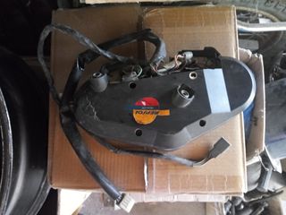 Suzuki GSX250F-thumb-1