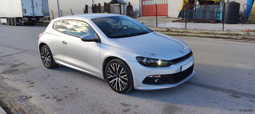 Volkswagen Scirocco 2011 1.4 TSI 160 HP