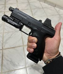 CZ P10 C S.R+Red Dot Holosun+Olight+Custom Sights