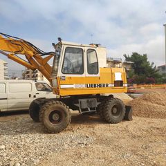 Εκσκαφέας Με Λάστιχα Liebherr 1991 Α900C