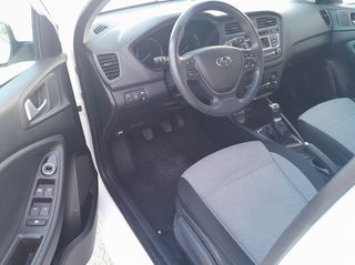 Hyundai i 20 2015-thumb-6
