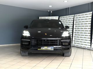 Porsche Cayenne 2020 COUPE TURBO S E-HYBRID 680hp PANORAMA-thumb-2