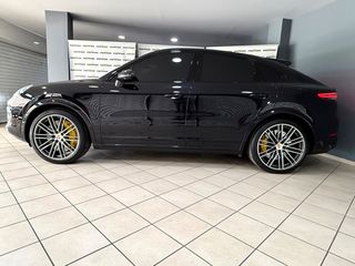 Porsche Cayenne 2020 COUPE TURBO S E-HYBRID 680hp PANORAMA-thumb-5
