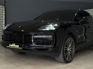 Porsche Cayenne 2020 COUPE TURBO S E-HYBRID 680hp PANORAMA-thumb-36