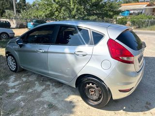 Ford Fiesta 2009-thumb-4
