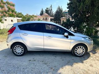 Ford Fiesta 2009-thumb-6