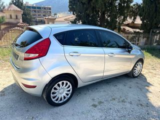 Ford Fiesta 2009-thumb-16