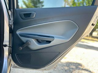 Ford Fiesta 2009-thumb-18