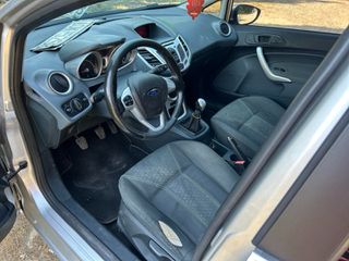 Ford Fiesta 2009-thumb-24