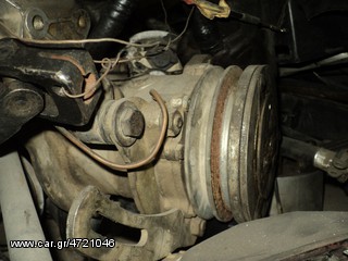 PORSCHE 944 COMPRESER A/C-thumb-1