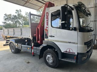 Ανατροπή + Γερανός Mercedes-Benz 2006 atego 1018