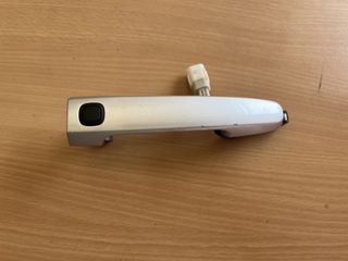 Toyota Auris '12-18 χερούλι εμπρός δεξιό εξωτερικό