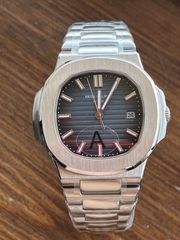 PATEK PHILIPPE NAUTILUS  5711/1A-010 SUPER CLONE