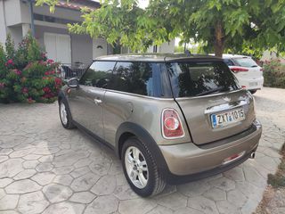 Mini Cooper D 2012 Diesel-thumb-3