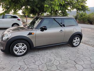 Mini Cooper D 2012 Diesel-thumb-11