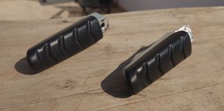 Μαρσπιέ συνοδηγού σετ BMW F900 XR '24 (πατάκια)