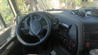 DAF 2010 XF105-thumb-5