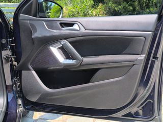 Peugeot 308 2019 ALLURE-thumb-54
