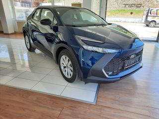 Toyota C-HR 2025 1.8 HYBRID C-ULT-thumb-1