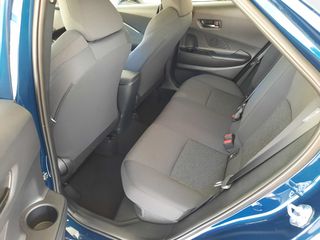 Toyota C-HR 2025 1.8 HYBRID C-ULT-thumb-19