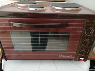 ΦΟΥΡΝΑΚΙ ΜΕ ΤΡΙΑ ΜΑΤΙΑ