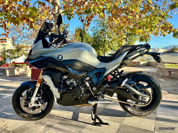 BMW S 1000 XR 2024: fotos y características de la nueva Sport Tourer alemana