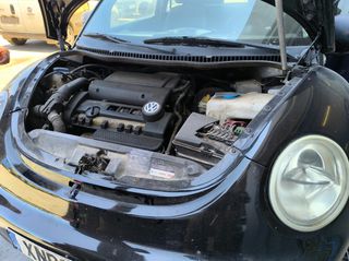 Volkswagen Beetle 1.4cc Βενζίνη – Πωλείται για Ανταλλακτικά-thumb-3