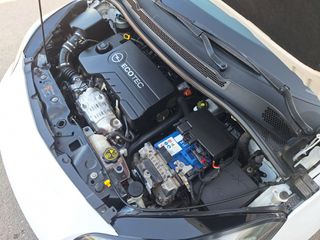 Opel Corsa 2017-thumb-16