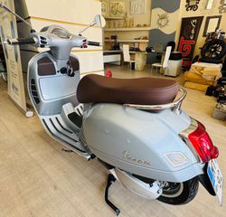 Vespa GTS 300 2022