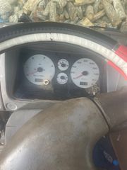 Nissan 2004