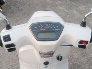 Zundapp Bella Roller 2024 CRUISE 125 απο 2400 Εκπτωση -450ε-thumb-13