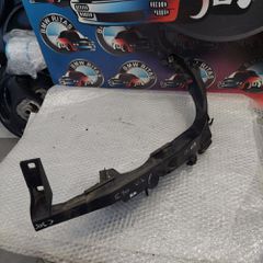 Βάση φανού εμπρός αριστερά E90-E91-thumb-1