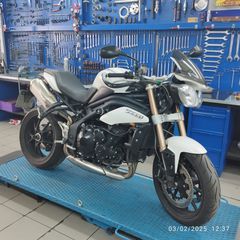 Triumph Speed Triple 1050 2011
