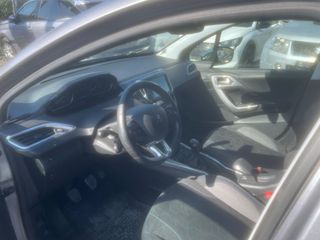 Peugeot 2008 2018 STYLE-thumb-8