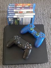PlayStation 4 + 2 χειριστήρια + 7 Παιχνίδια σε δισκίο (πολύ καλή κατάσταση)