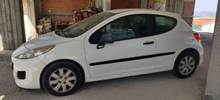 Peugeot 207 2010 1,4 diesel-thumb-7