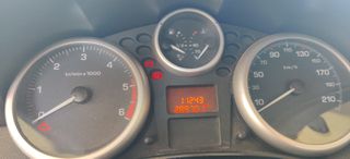 Peugeot 207 2010 1,4 diesel-thumb-8