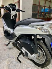 Piaggio Beverly 300i 2014-thumb-1