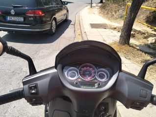 Sym HD2 200 2014-thumb-3