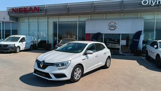 Renault Megane 2018-thumb-1