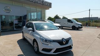Renault Megane 2018-thumb-7