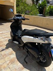 Piaggio Beverly 300 2020 BEVERLY 300