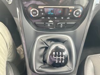 Ford Kuga 2016 1.5T 150 HP-thumb-16