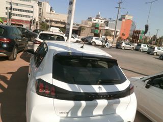 Peugeot 208 2023-thumb-3