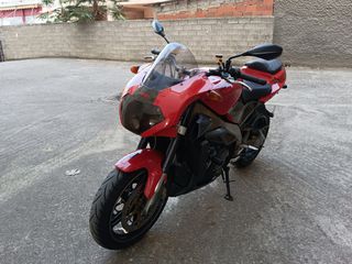 Aprilia Tuono 2004-thumb-2