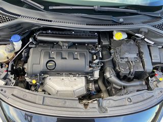 Peugeot 207 2012-thumb-23